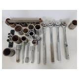 5 assorted ranching wrenches and sockets combo