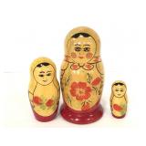 Vintage Matryoshka Russian nesting dolls