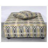 Large square 45x45 ottoman w/matching pillow