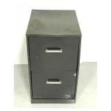 2 drawer filing cabinet no key, but not locked