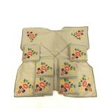 Six embroidered cloth napkins and matching linen