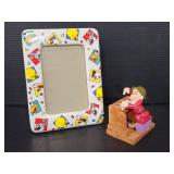Looney tunes picture frame & Grumpy figure
