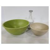 Pampered Chef bowls and chopper