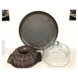 Air Bake pizza sheet, Wilson Bundt cake plus
