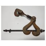Heavy duty adjustable hanging shackle