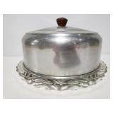 Vintage cake holder