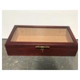 Large locking cigar humidor display box w/ key