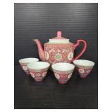 Vintage Chinese teapot and cups