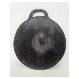 Cast metal pan with handle