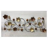 Flower and leaf metal wall decor piece