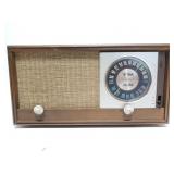 Vintage Zenith AM/FM radio