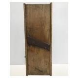 Small primitive cabbage kraut shredder