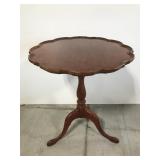 Antique scalloped round pedestal table