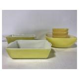 Yellow Pyrex & Fire King bowl and pan set