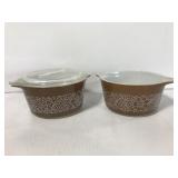 Two brown Pyrex bowls, 1 lid