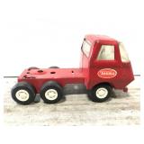 Small red metal Tonka truck
