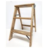 Folding wood 2 step ladder
