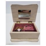 Small jewelry box w/ costume jewelry