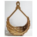 Garden art wood basket