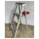 Davidson 4 foot step ladder