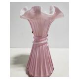 Pink ruffle Fentin glass vase
