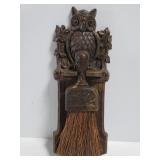Resin owl brush with holder