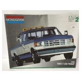 Monogram Ford F-250 pick up truck model 1.24 scale