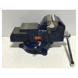 Mit 13 pound 4 in swivel head bench vise
