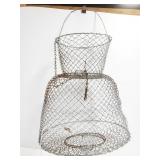 Wire mesh fish net/bucket