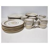 Service for 6, 24pc Gourmet Expressions dish set