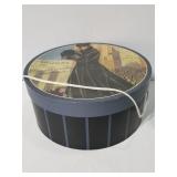 Round hat box