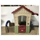 Little Tykes outdoor play fort