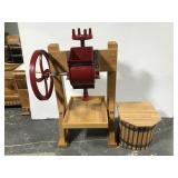Happy Ranch apple press for cider w/ mash barrel