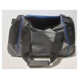 Duffle bag with rollers