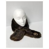 Faux fur collar scarf with pin