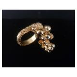 Unmarked gold toned bubble accent ring