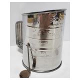 Brownwell kitchen sifter