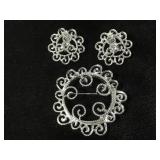 Sarah Coventry matching sun brooch & earrings