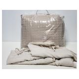 Full size bed spread and curtain panels