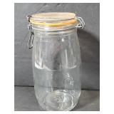 Vintage glass 1.5 liter bail-top jar by Arc