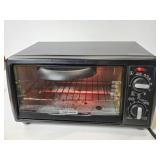 Black & Decker toaster oven