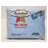 Vintage Meadowbrook no-iron queen fitted sheet