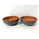Lot of 2 small glazed pottery bowls