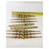 9 Flower and leaf decorative accent pieces