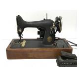 Antique Singer electric table top sewing machine