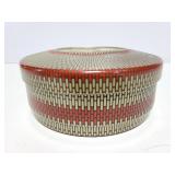 Unmarked textured tin