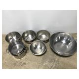 Commercial cookware & bakeware bowls