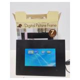 Digital photo frame