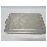 Metal casserole pan with sliding lid