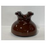 Knax brown ceramic insulator